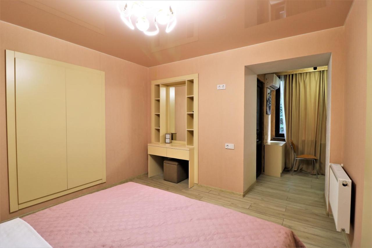 Apartment On Gudiashvili Τυφλίδα Εξωτερικό φωτογραφία